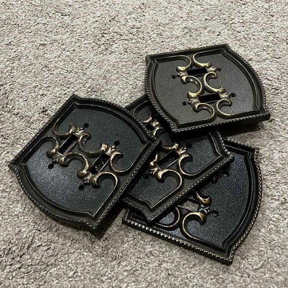 General Electric 1974 double light switch border (4) - Picture 1 of 4